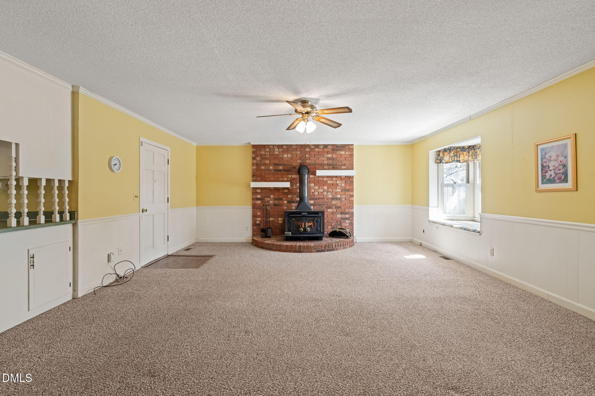 2392 Little Creek Church Road Clayton, NC 27520 - Photo 14 of 36 Family Room