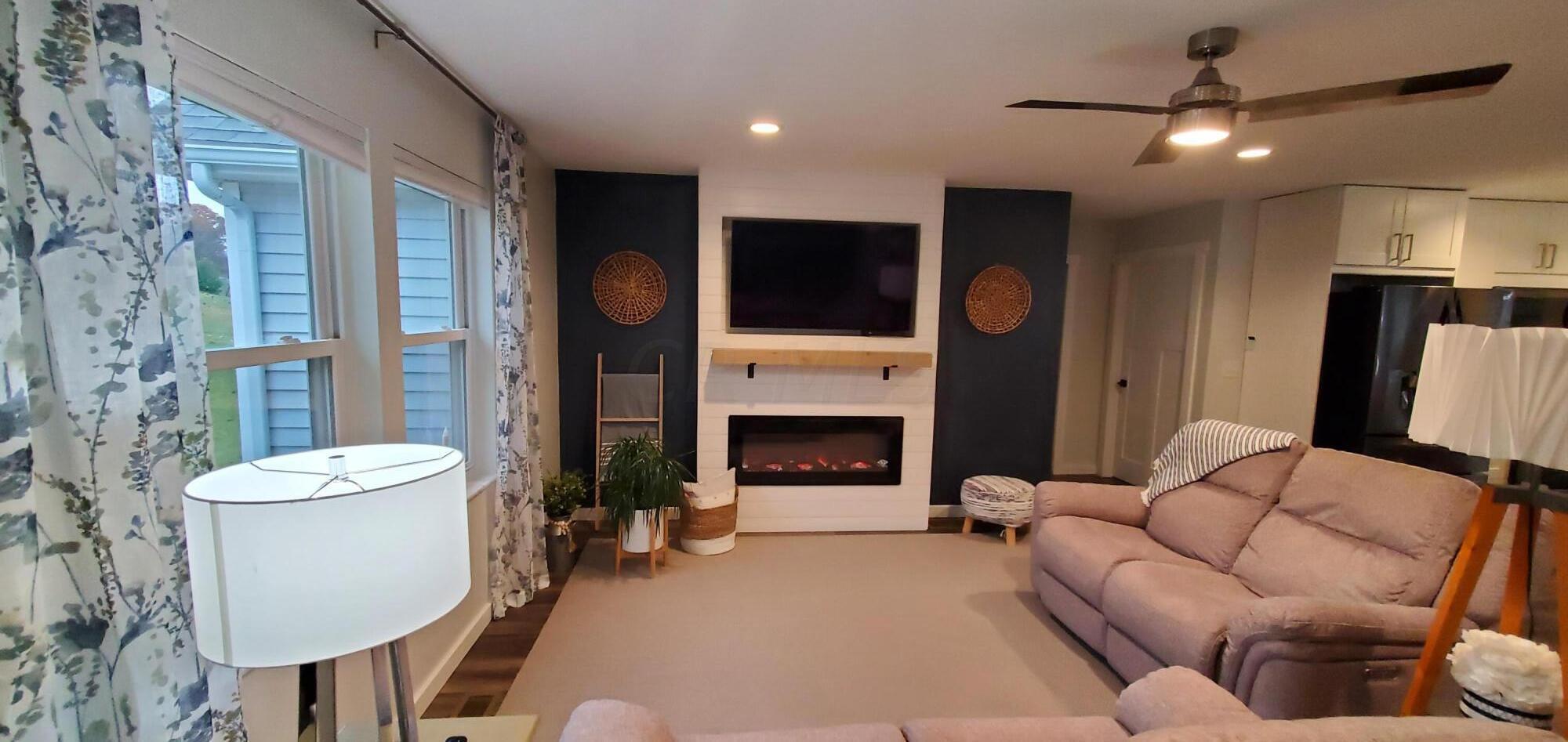 11841 Flint Ridge Road Southeast Heath, OH 43056 - Photo 4 of 43 20221026_165837