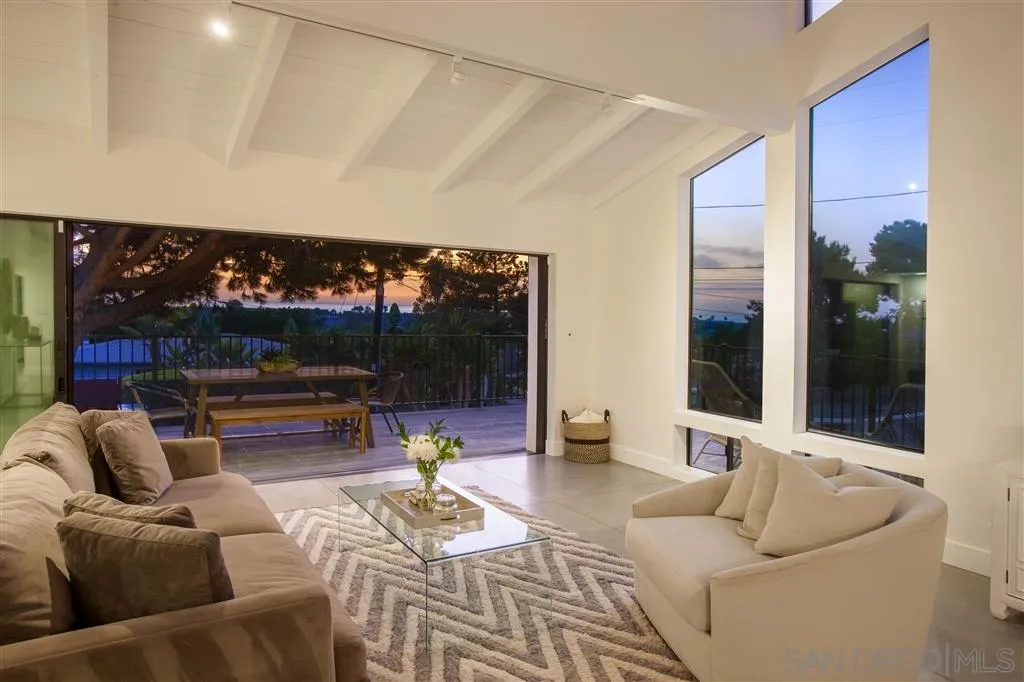 502 South Rios Avenue Solana Beach, CA 92075 - Photo 21 of 25 Gallery Image 21