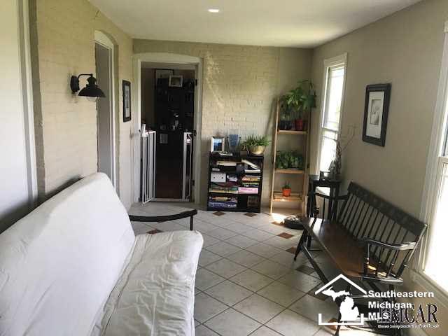 320 West Morocco Road Temperance, MI 48182 - Photo 10 of 31 21286820-9.JPG