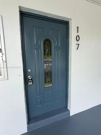$1,750 | 200 Waterway Drive South, Unit 107, Lantana, FL 33462