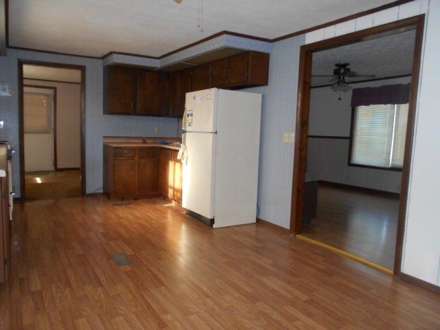 3274 Ebenezer Road Tompkinsville, KY 42167 - Photo 10 of 18 Gallery Image 10