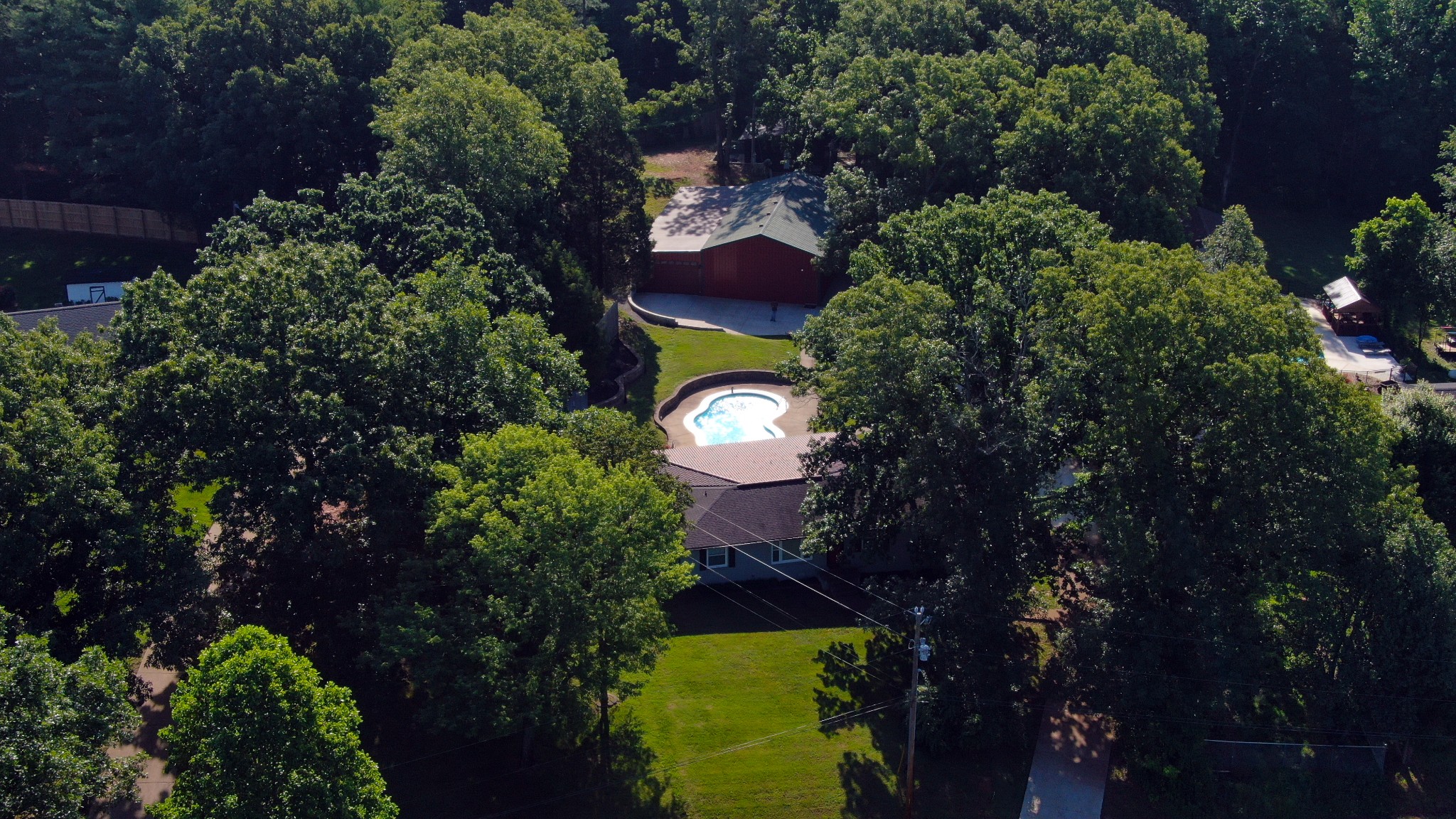 4537 Louise Creek Road Cunningham, TN 37052 - Photo 4 of 70
