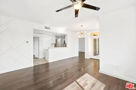 $509,000 | 910 East Palm Canyon Drive, Unit 205, Palm Springs, CA 92264