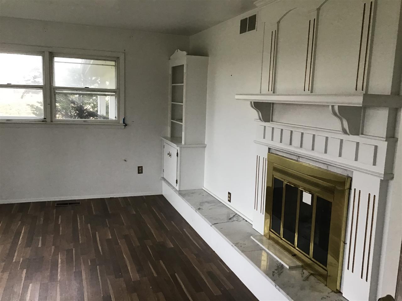 12370 West Pierson Road Flushing, MI 48433 - Photo 13 of 18 50002990-12.JPG