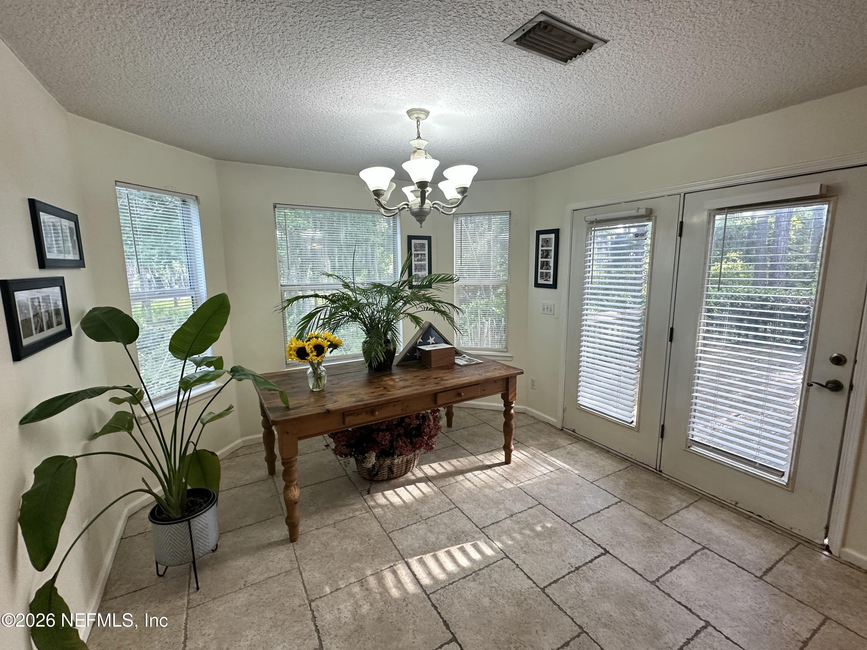 6456 Jack Wright Island Road St. Augustine, FL 32092 - Photo 5 of 44 Eat-in Space