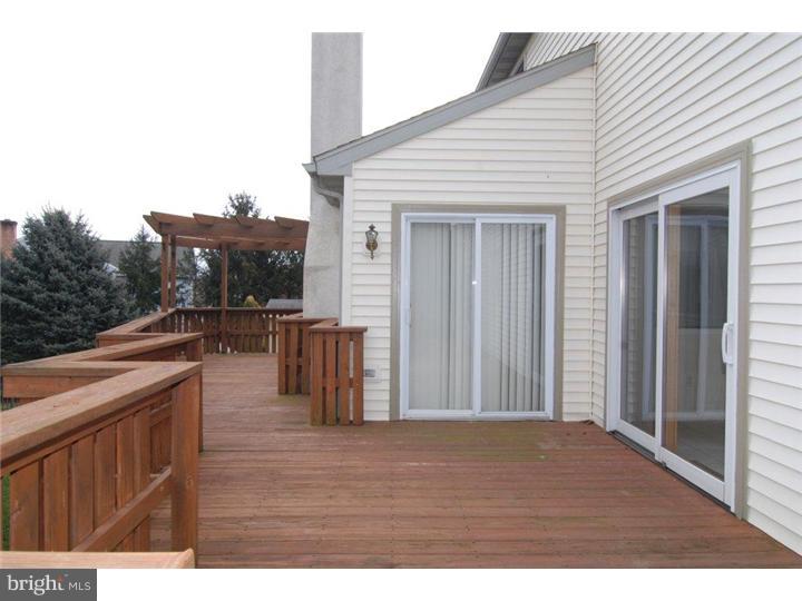 11 Boardwalk Court Sinking Spring, PA 19608 - Photo 17 of 25 Deck