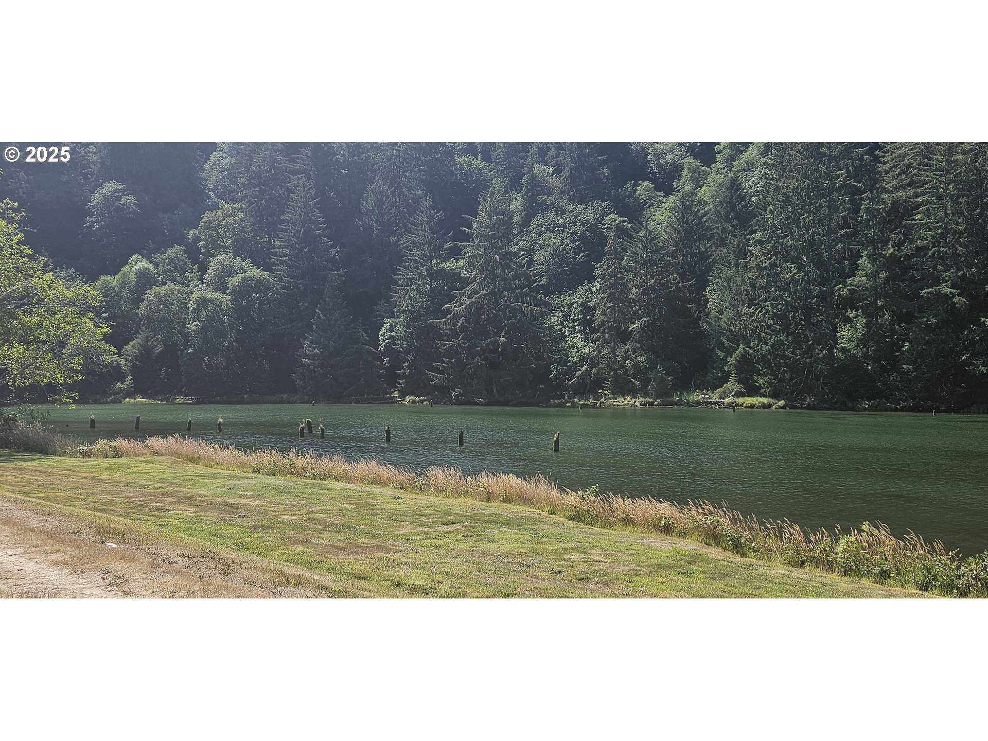 1413 Hawthorne Avenue, Unit 19 Reedsport, OR 97467 - Photo 18 of 22 Gallery Image 18