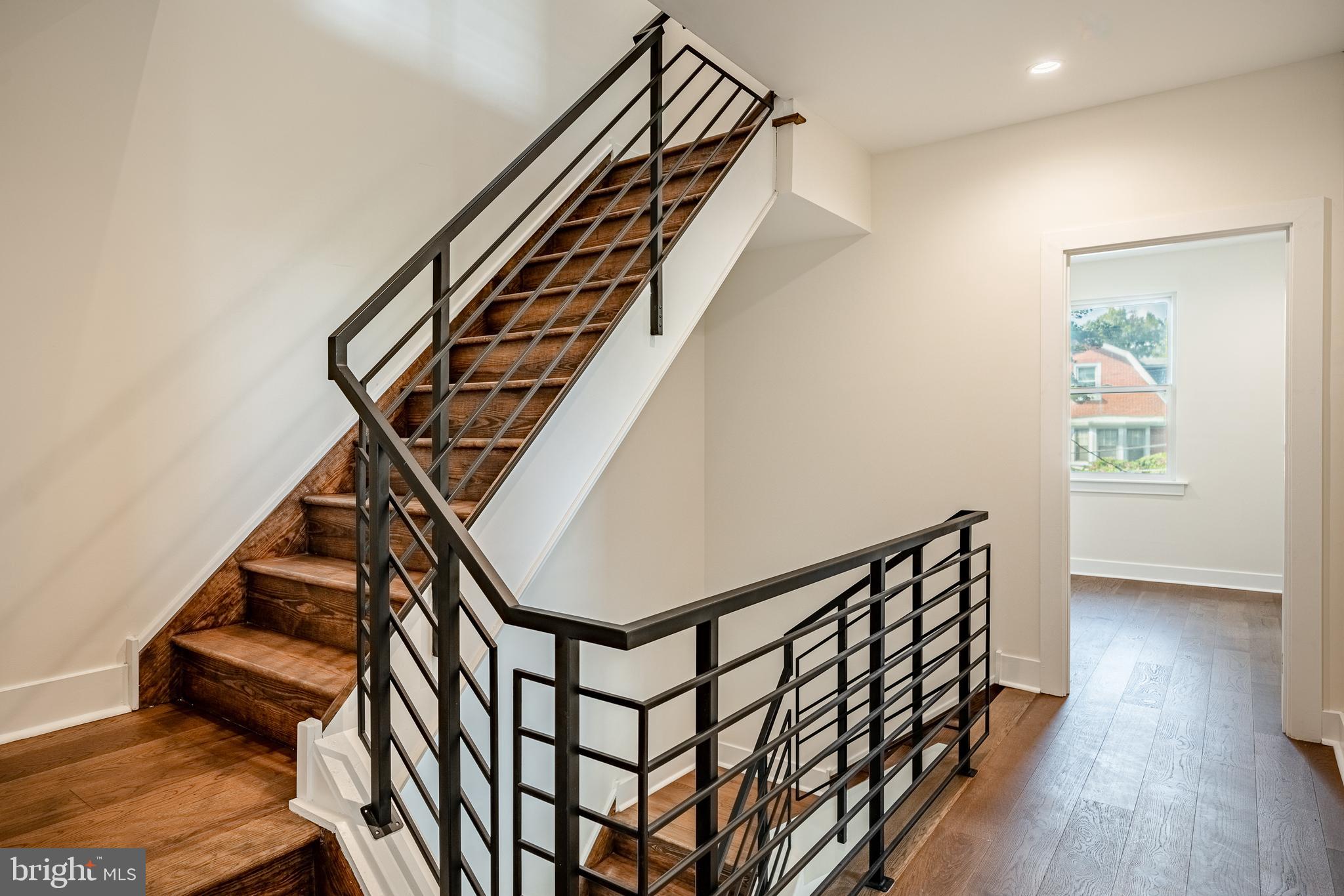 101 Grandview Road Ardmore, PA 19003 - Photo 31 of 55 a view of entryway