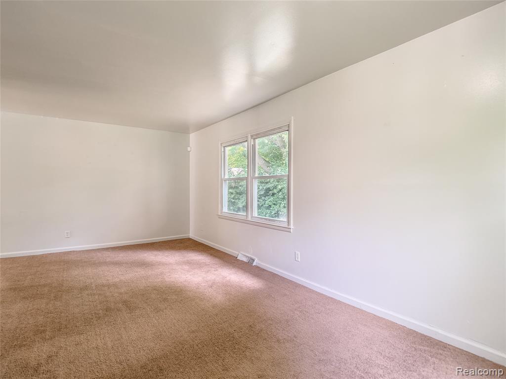 1833 Springfield Street Flint, MI 48503 - Photo 16 of 33 Gallery Image 16