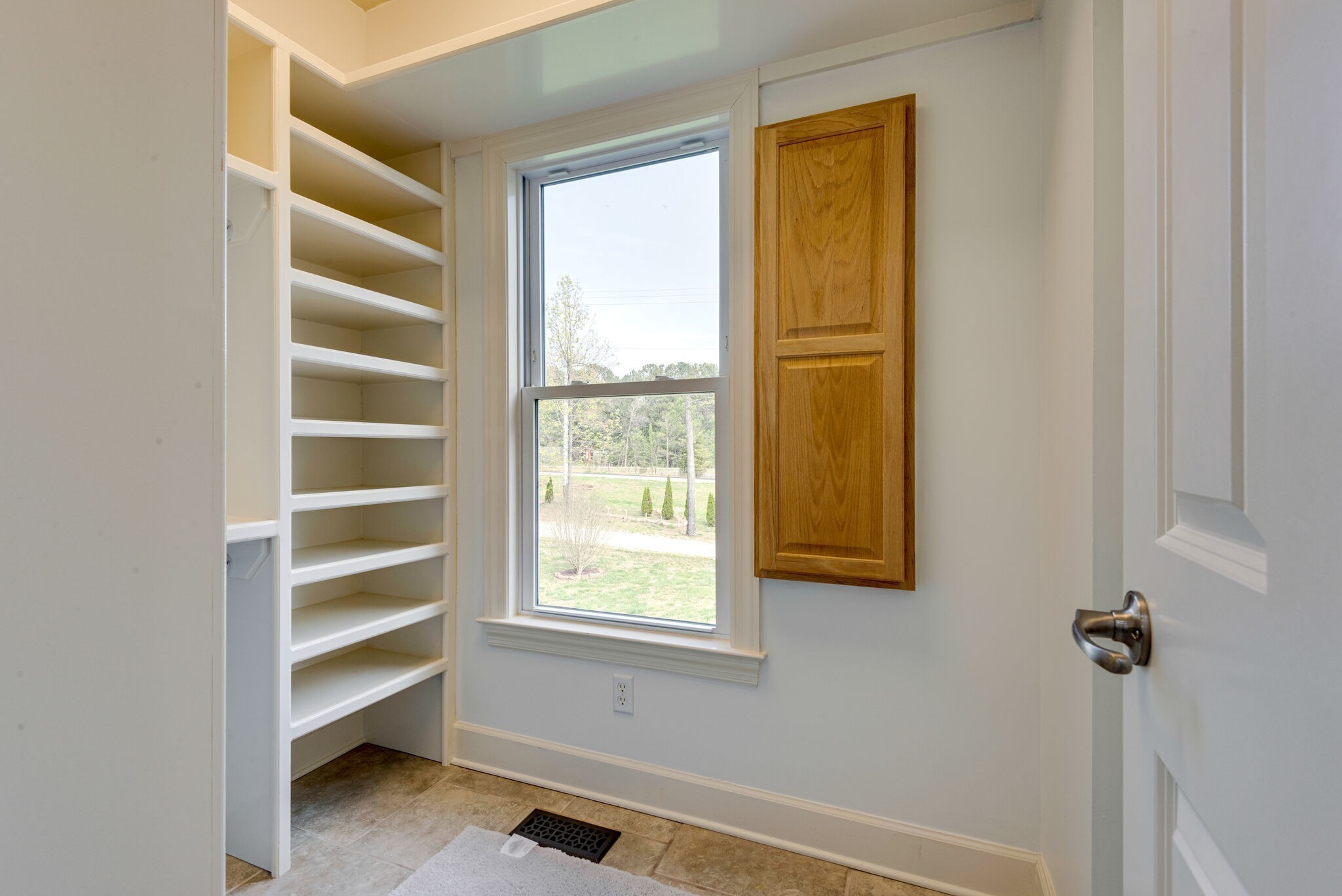 1288 2 Mile Road Burns, TN 37029 - Photo 30 of 70 a view of an empty room with a window
