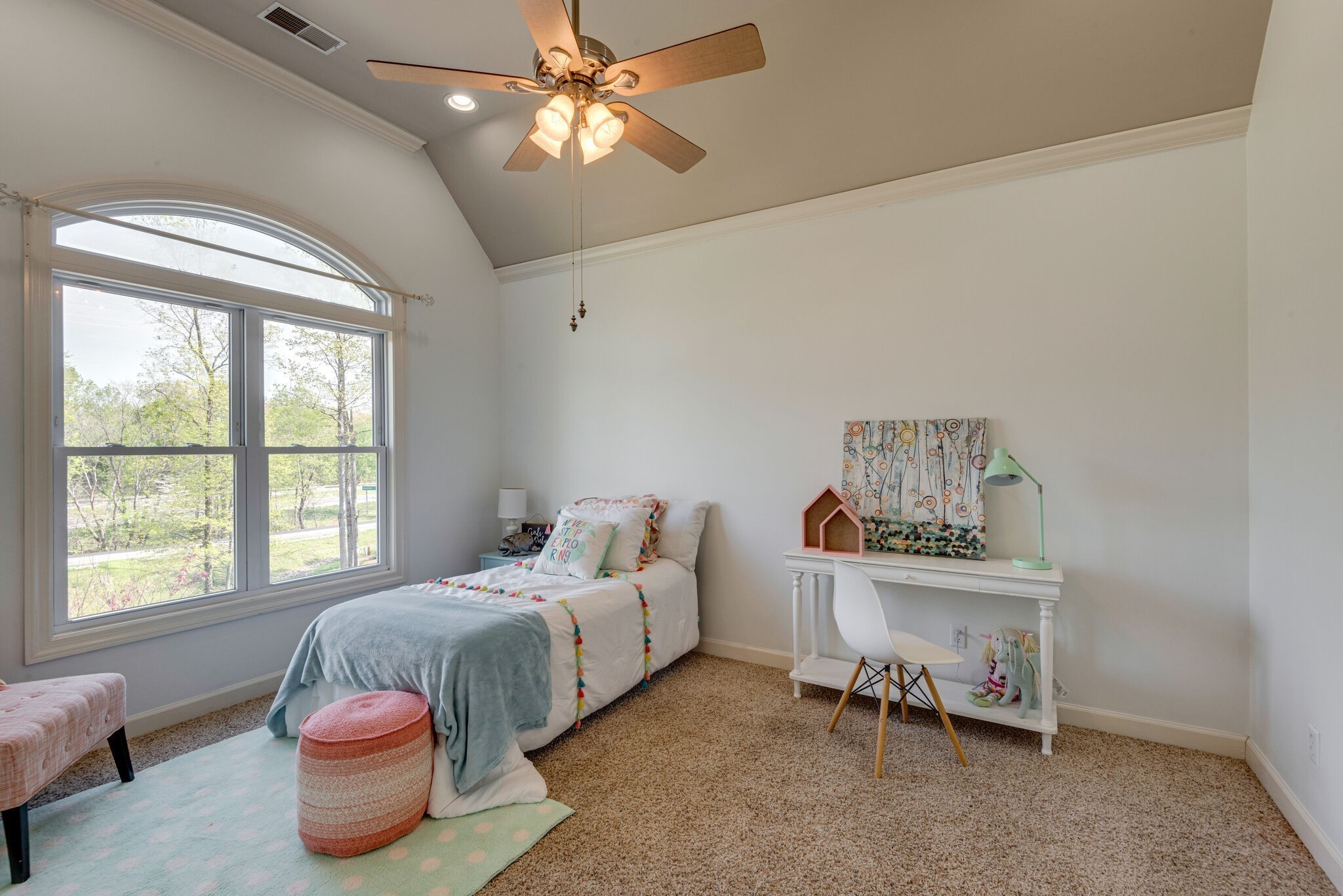 1288 2 Mile Road Burns, TN 37029 - Photo 33 of 70 a bedroom with a bed and a window