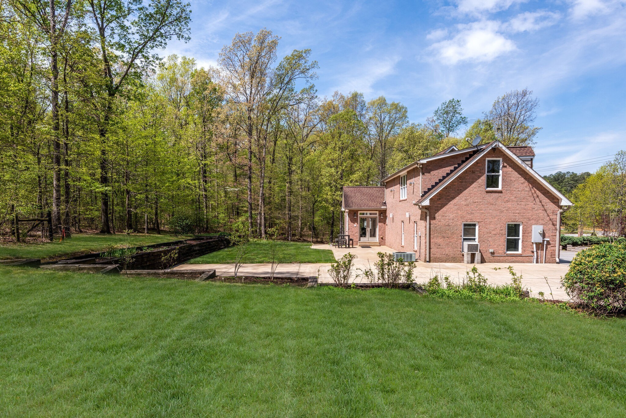 1288 2 Mile Road Burns, TN 37029 - Photo 54 of 70 a view of a house with a yard