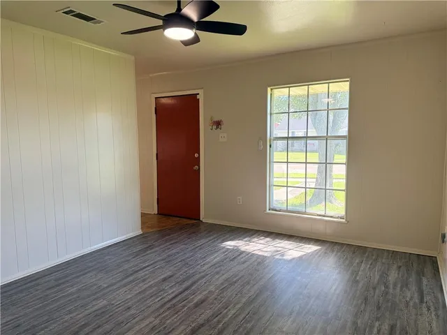 $1,600 | 176 Elaine Drive, Avondale, LA 70094