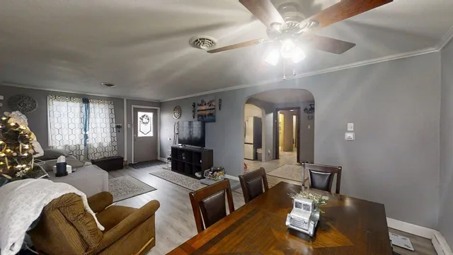 $185,000 | 707 North Church Street, Thomasboro, IL 61878