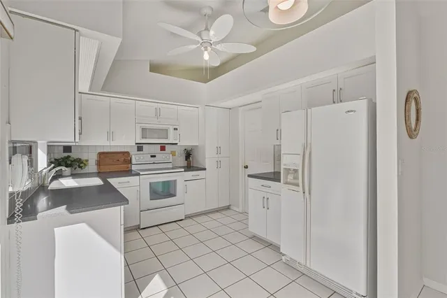 $329,900 | 944 Harbor Town Drive, Venice, FL 34292