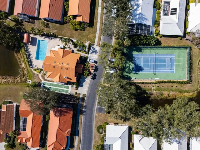 $329,900 | 944 Harbor Town Drive, Venice, FL 34292