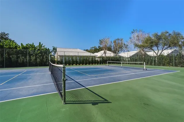 $329,900 | 944 Harbor Town Drive, Venice, FL 34292