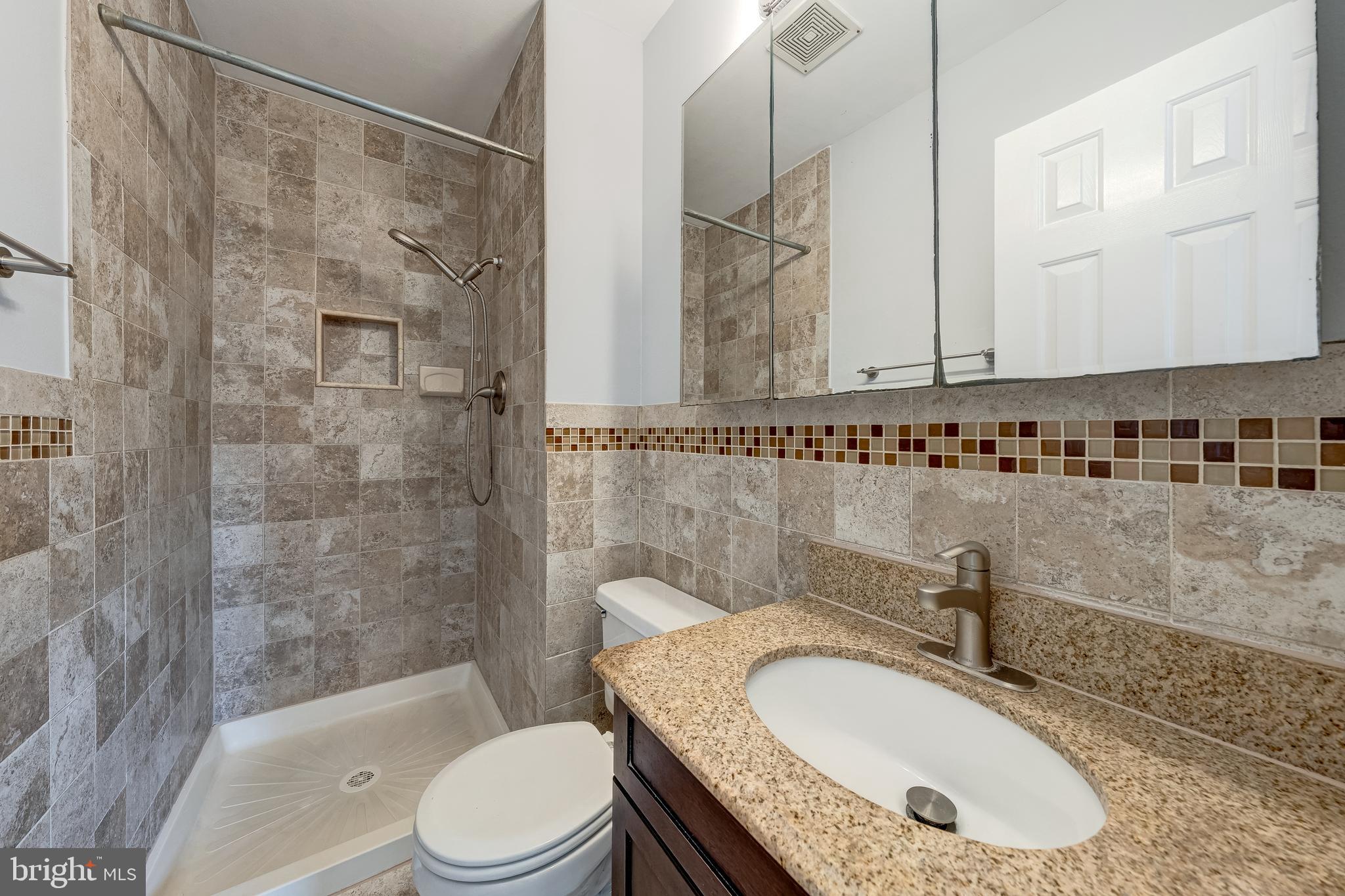 4159 Novar Drive Chantilly, VA 20151 - Photo 19 of 32