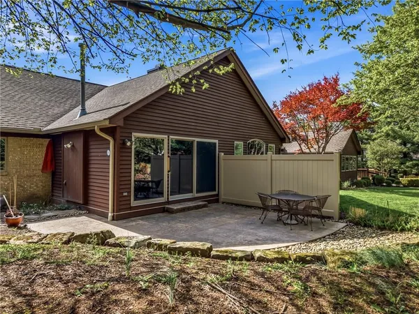 $369,000 | 1552 Juniper Court, Hermitage, PA 16148