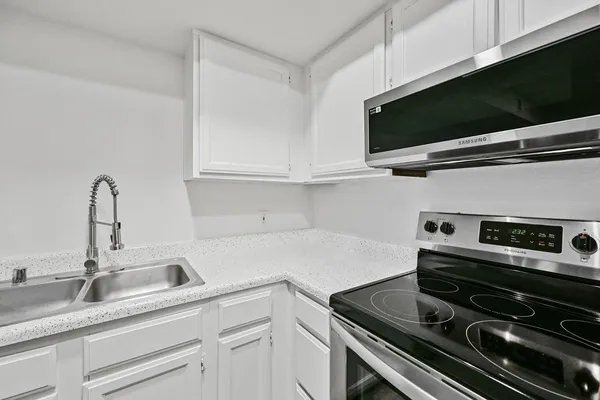 $1,650 | 1075 East Chandler Boulevard, Unit 120, Chandler, AZ 85225