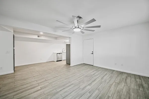 $1,650 | 1075 East Chandler Boulevard, Unit 120, Chandler, AZ 85225