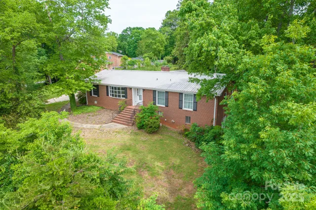$349,000 | 466 Shiloh Church Road, Hickory, NC 28601