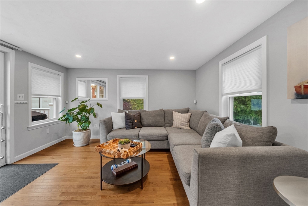 9 Jayne Road Needham, MA 02494 - Photo 11 of 26 Gallery Image 11