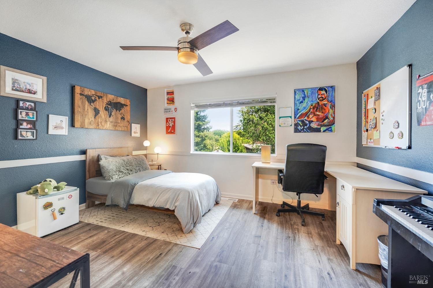 1508 Ronne Drive Santa Rosa, CA 95404 - Photo 40 of 59 Built in desk in Bedroom #4