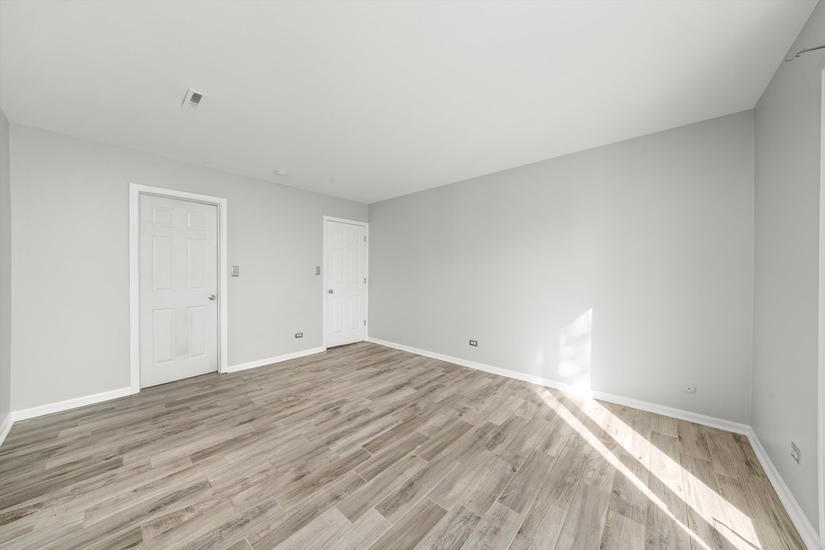 10308 Circle Drive, Unit 301 Oak Lawn, IL 60453 - Photo 16 of 28