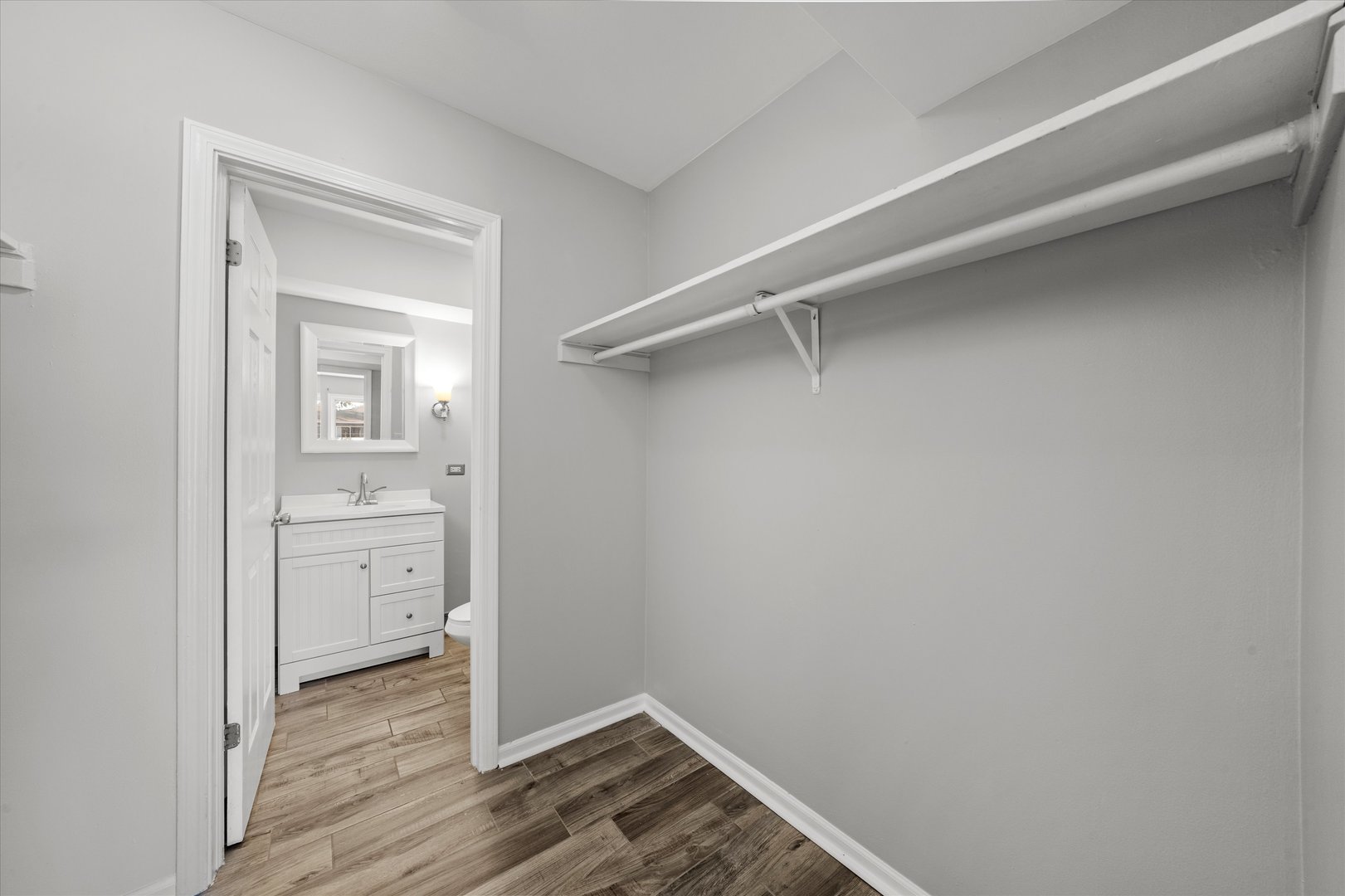 10308 Circle Drive, Unit 301 Oak Lawn, IL 60453 - Photo 18 of 28