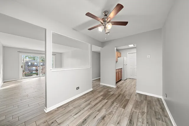 $159,900 | 10308 Circle Drive, Unit 301, Oak Lawn, IL 60453