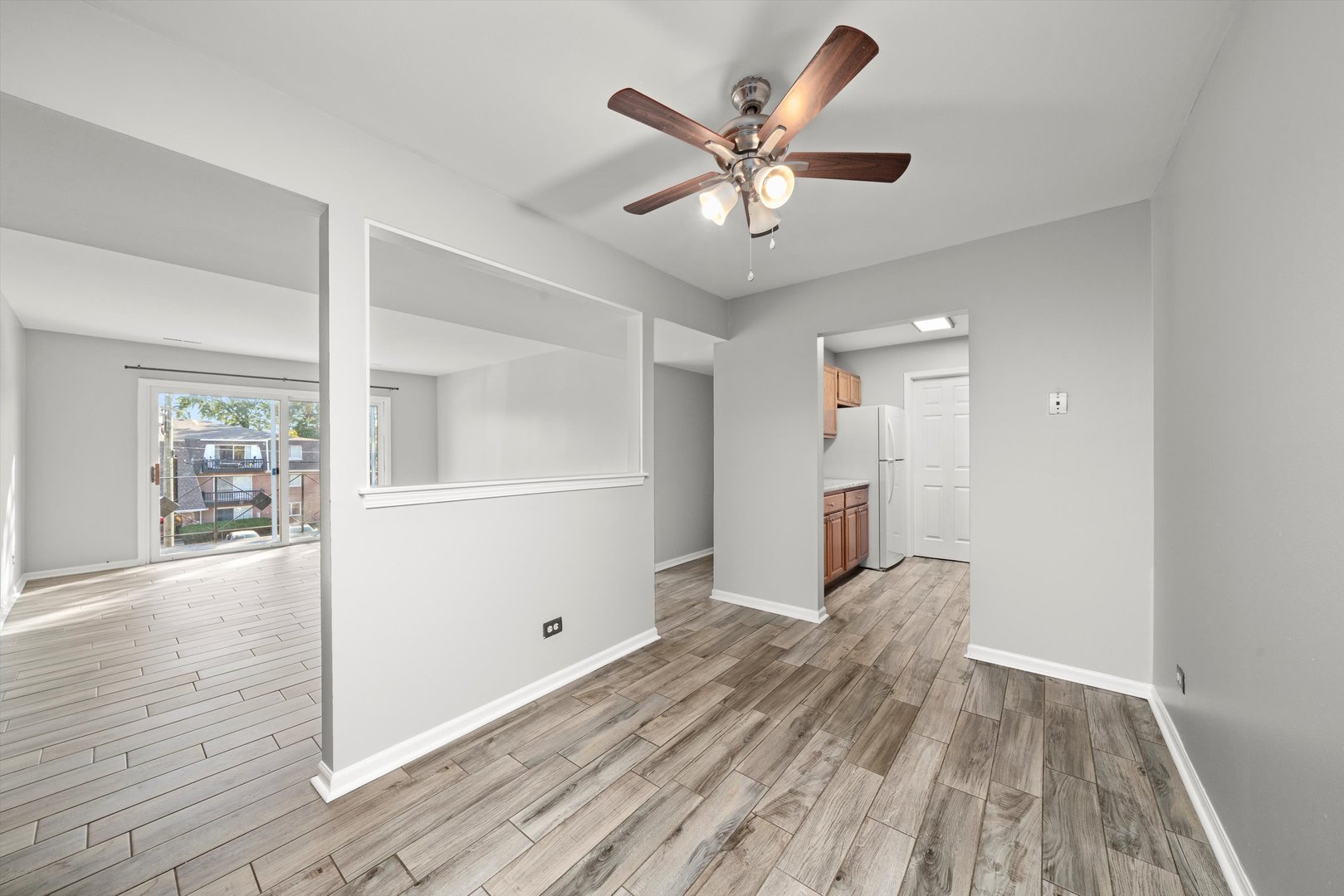 10308 Circle Drive, Unit 301 Oak Lawn, IL 60453 - Photo 6 of 28