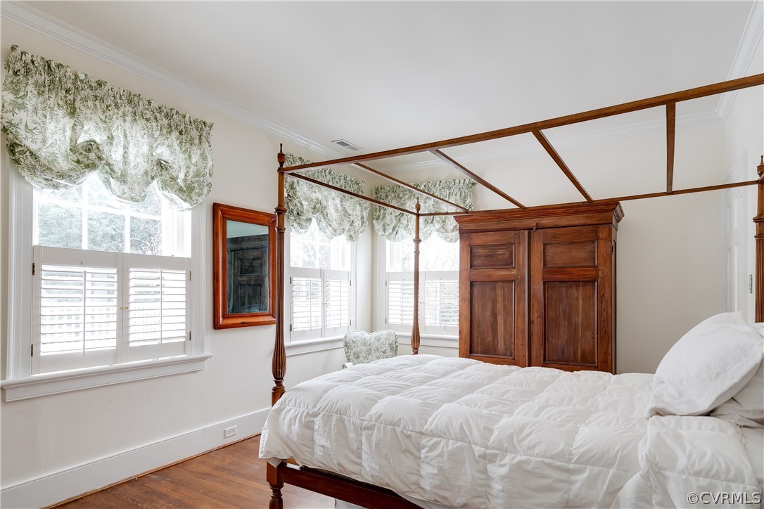 5805 River Road Richmond, VA 23226 - Photo 36 of 47 a bedroom with a bed and a window