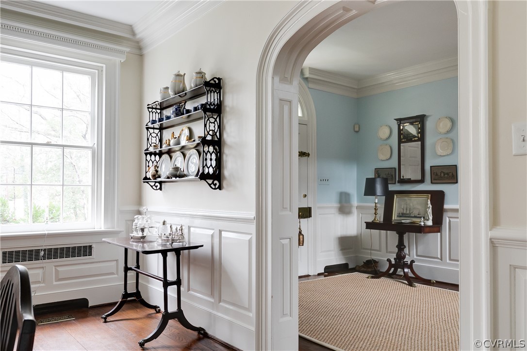 5805 River Road Richmond, VA 23226 - Photo 9 of 47 a view of a livingroom with furniture and a window