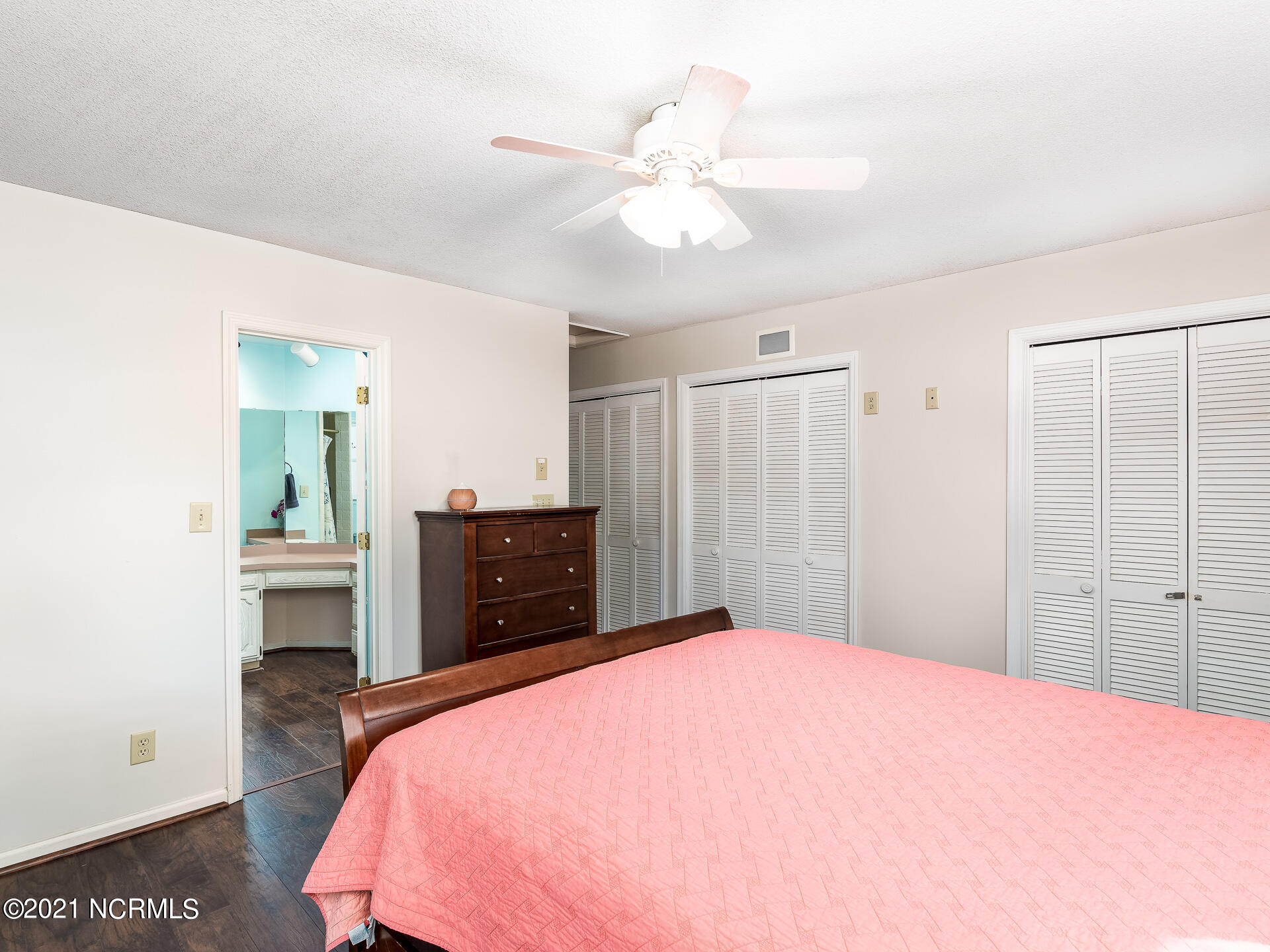 225 Burning Tree Road Pinehurst, NC 28374 - Photo 16 of 28 primary bed