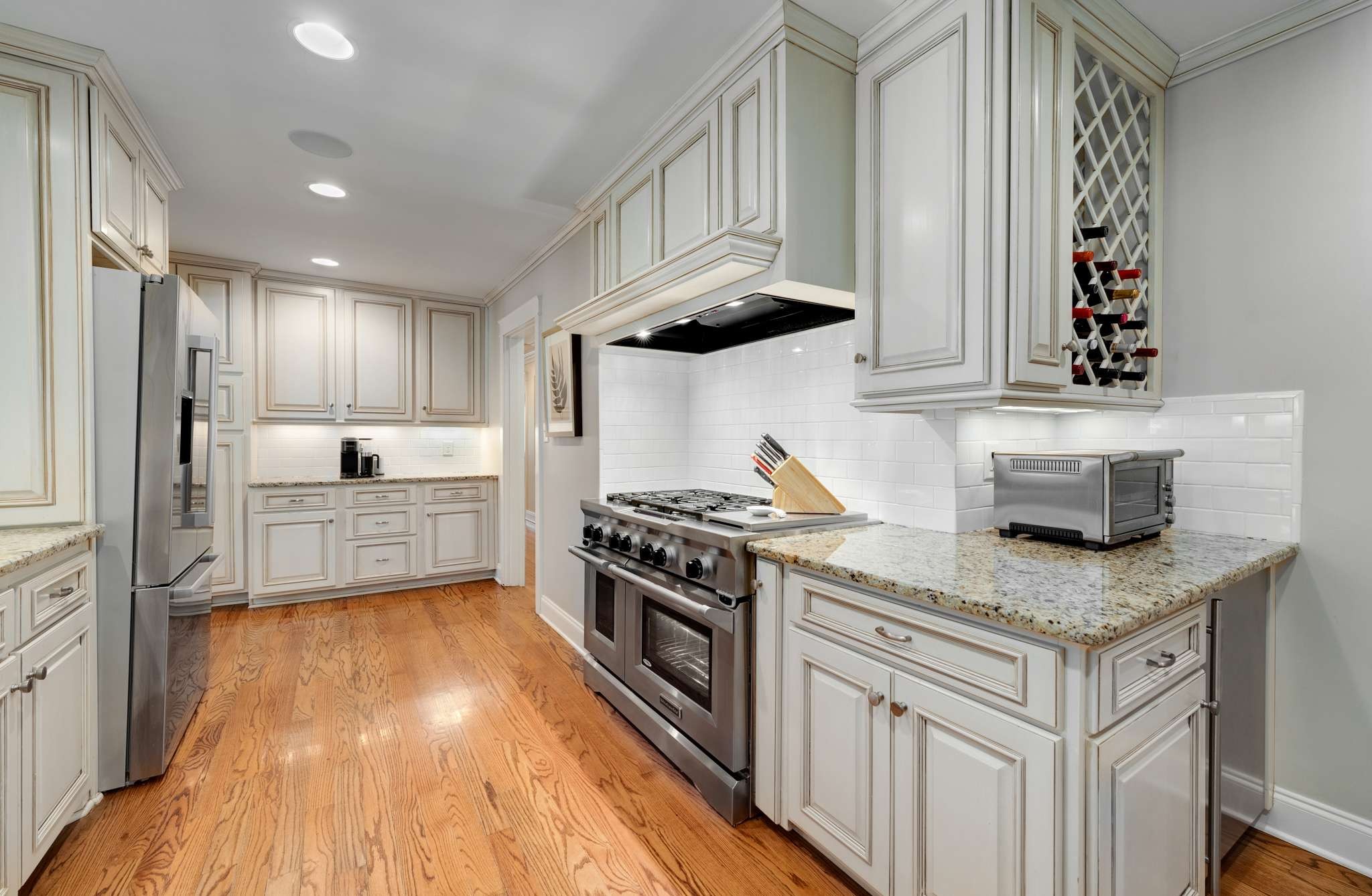509 Brook Hollow Road Nashville, TN 37205 - Photo 6 of 42 Gallery Image 6