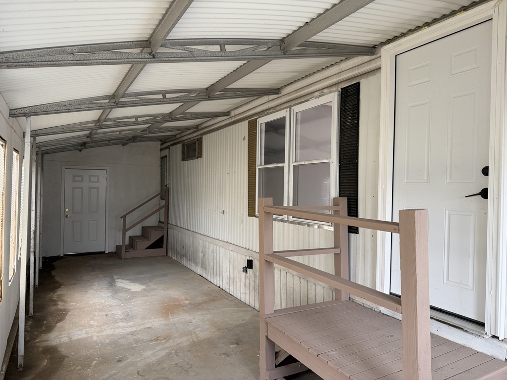 181 Boston Post Road East, Unit 26 Marlborough, MA 01752 - Photo 12 of 14 a view of entryway