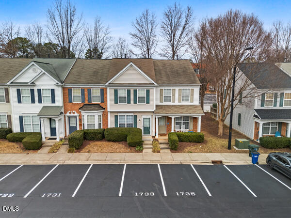 1733 Sorrell Brook Way Raleigh, NC 27609 - Photo 24 of 32 Image 38