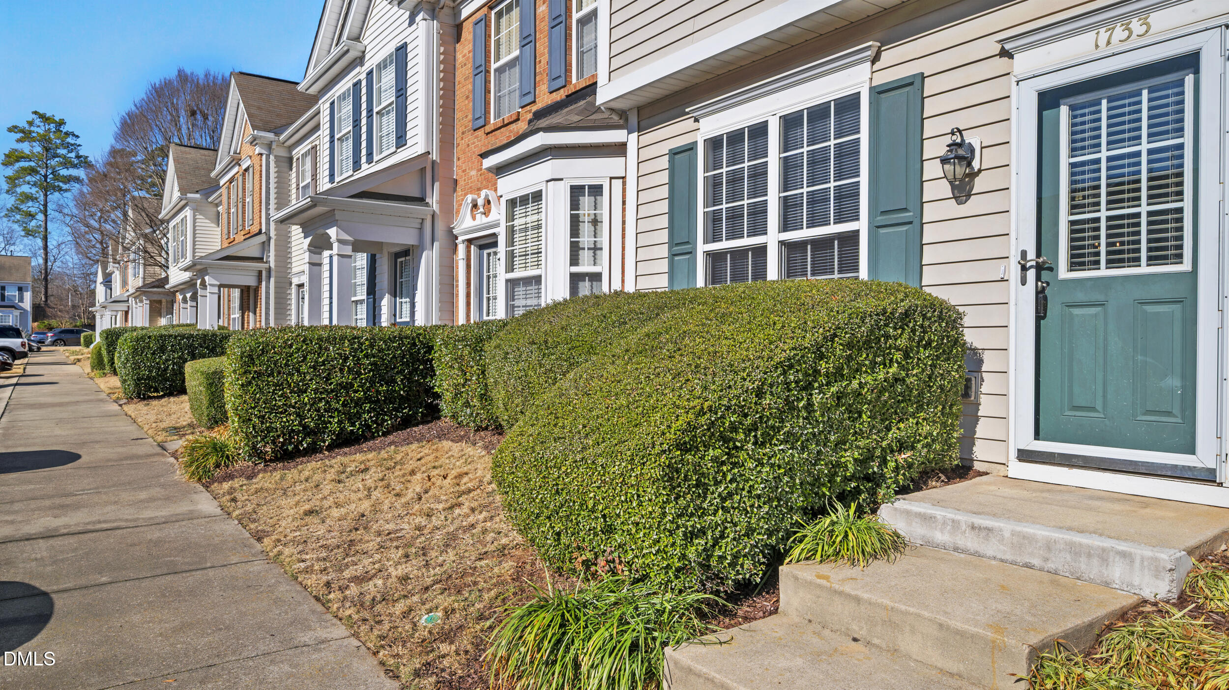 1733 Sorrell Brook Way Raleigh, NC 27609 - Photo 26 of 32 Front Porch