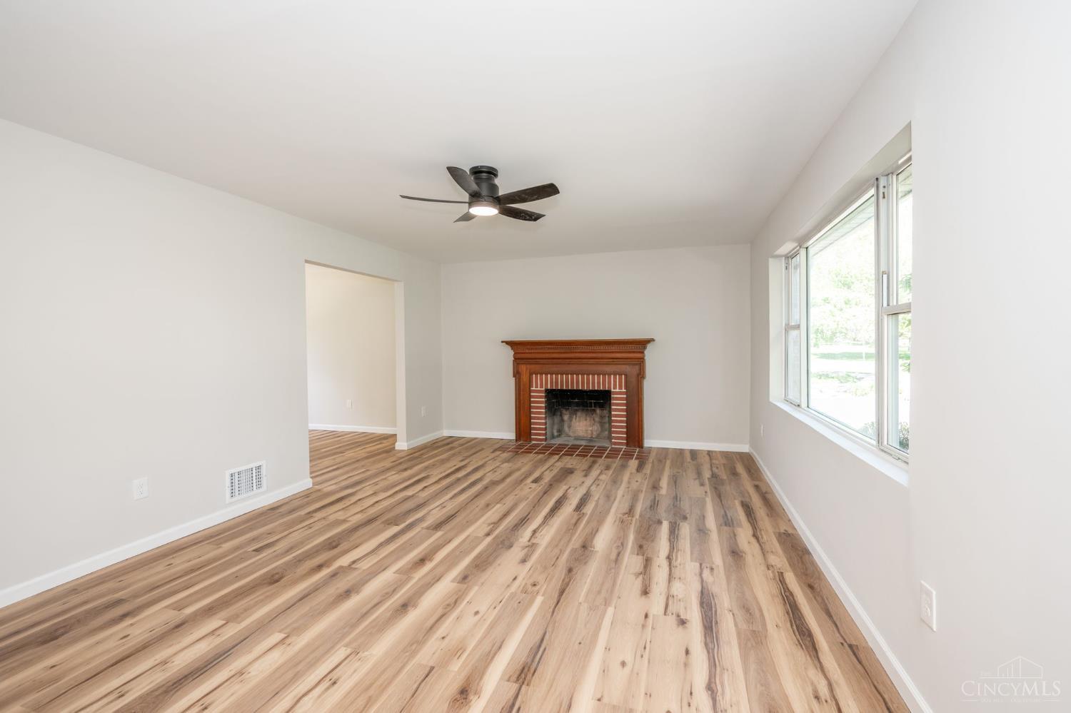 6575 Bridgetown Road Cincinnati, OH 45248 - Photo 7 of 47