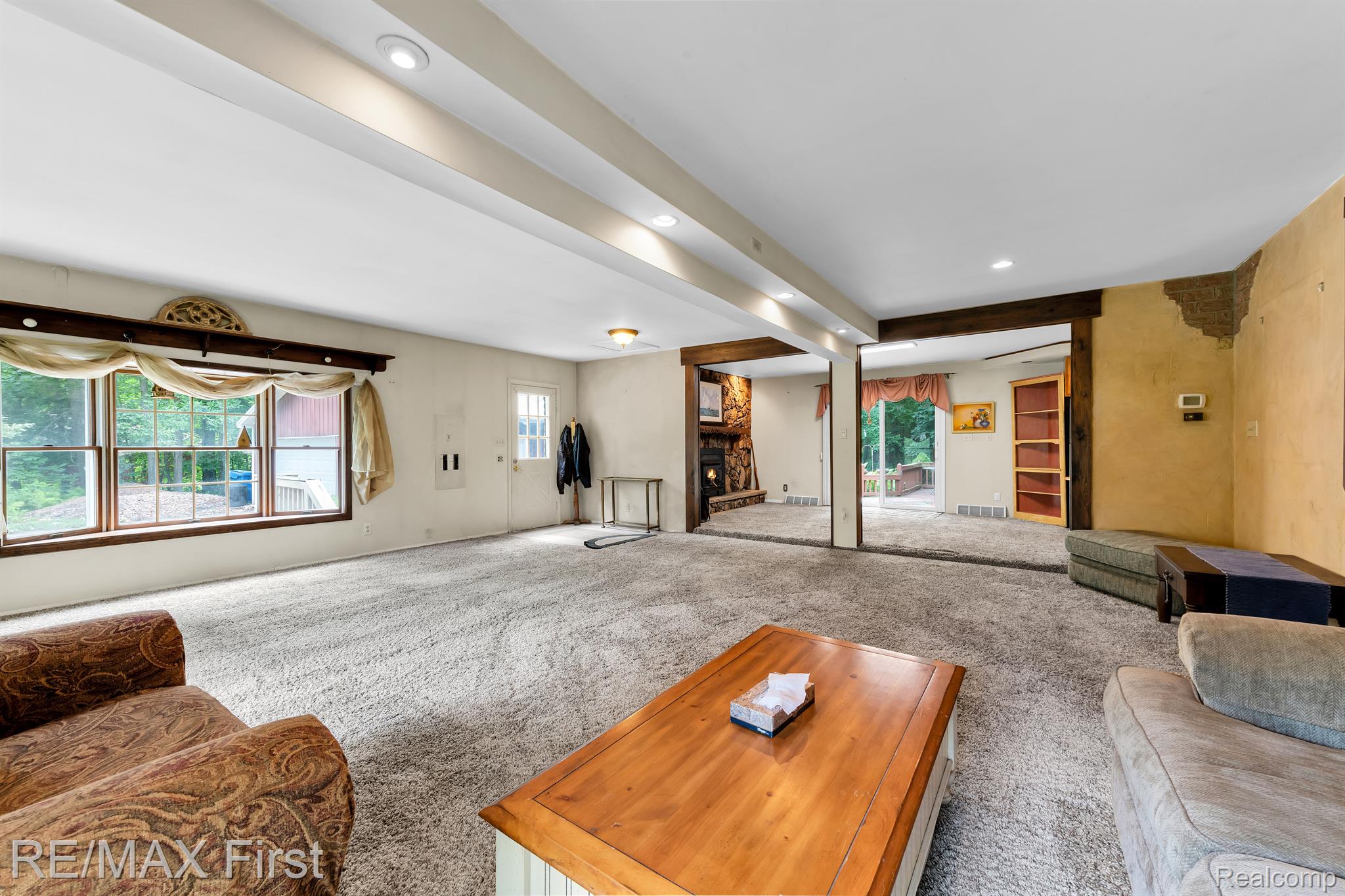 6259 Smith Road Linden, MI 48451 - Photo 6 of 49 Gallery Image 6