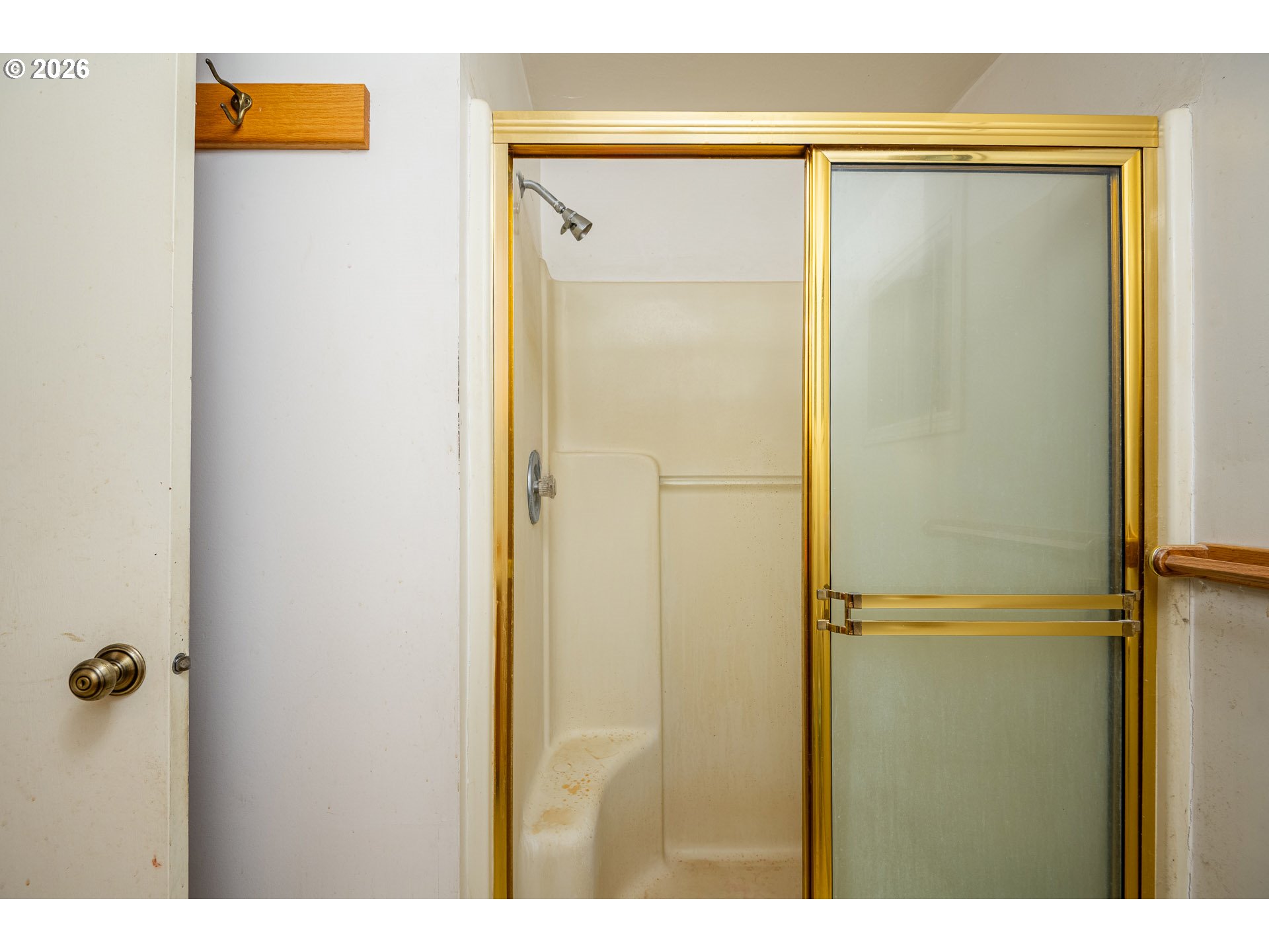 875 South 43rd Street Springfield, OR 97478 - Photo 16 of 22 a bathroom with a shower and a sink