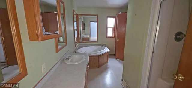 $214,900 | 1734 Dill Street, Ogilvie, MN 56358