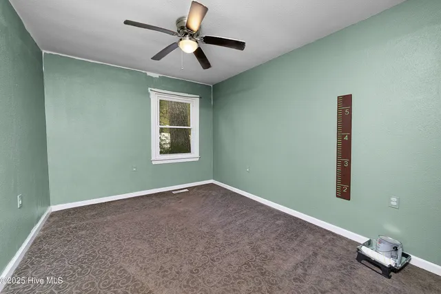 $180,000 | 101 Trent Street, Trenton, NC 28585