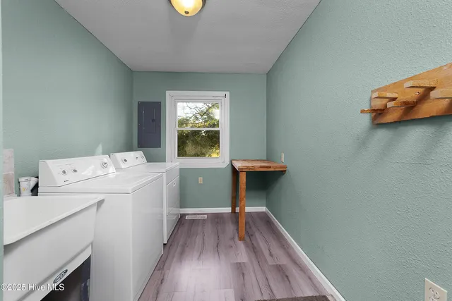 $180,000 | 101 Trent Street, Trenton, NC 28585