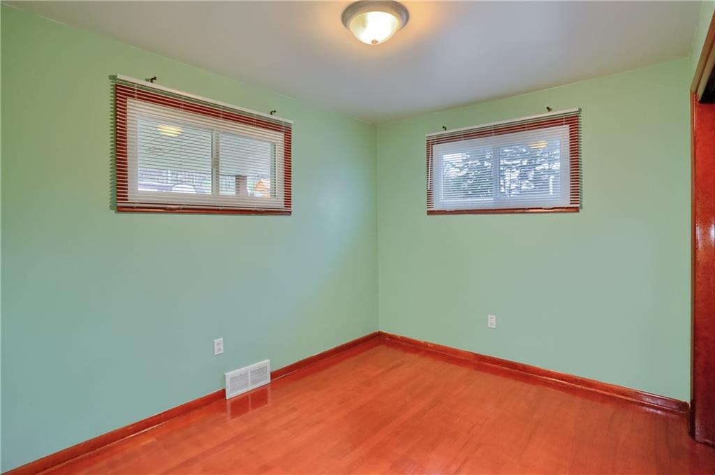 138 Crissinger Road Greensburg, PA 15601 - Photo 13 of 28 an empty room with painting on the wall