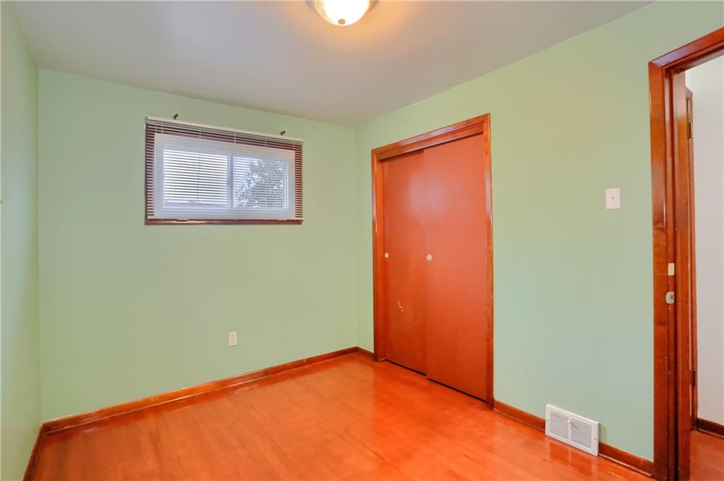 138 Crissinger Road Greensburg, PA 15601 - Photo 15 of 28 an empty room with window