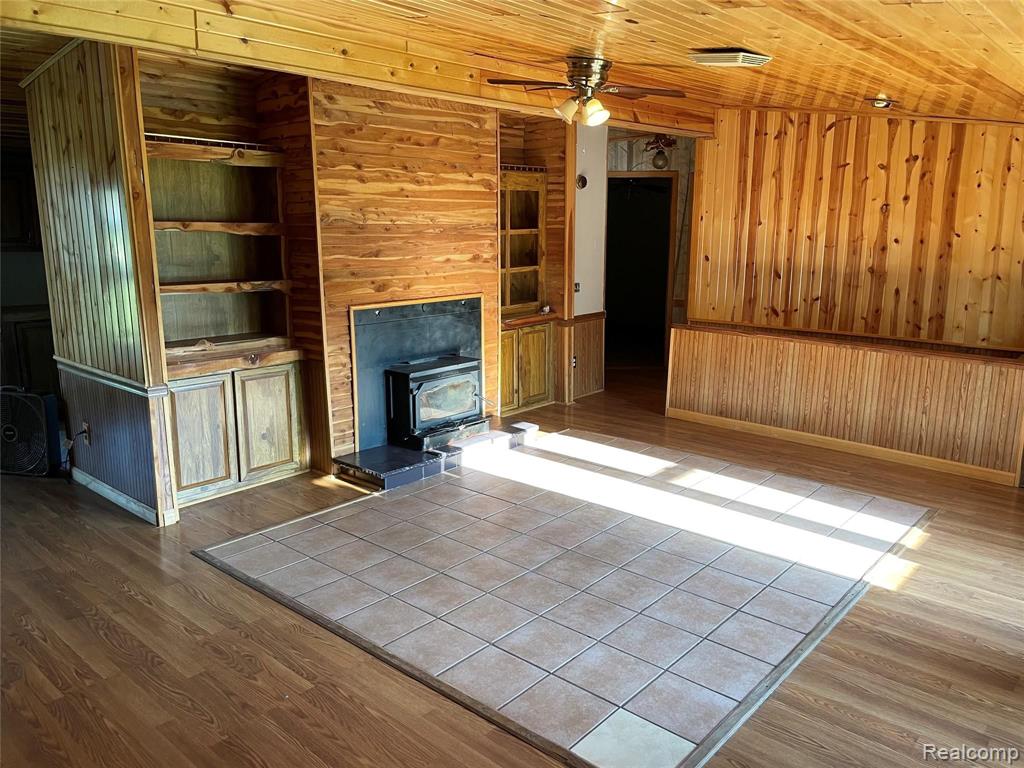 9414 North Lewis Road Clio, MI 48420 - Photo 7 of 20