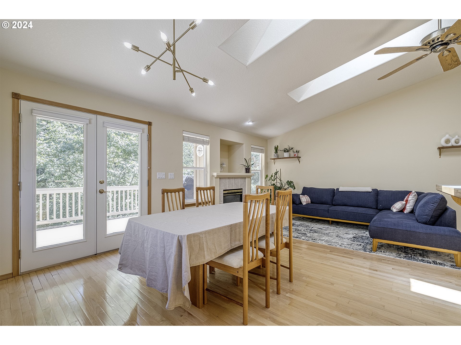 17824 Southwest Bryan Way Beaverton, OR 97007 - Photo 11 of 28 Gallery Image 11